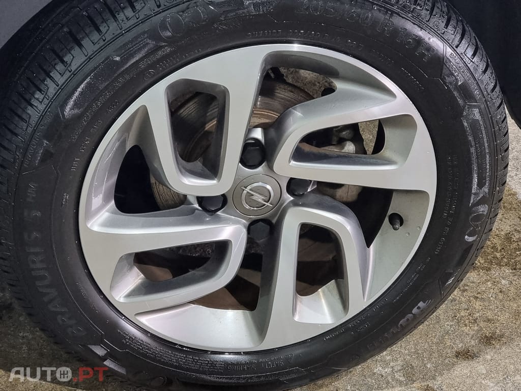 Opel Crossland X 1.2 Edition