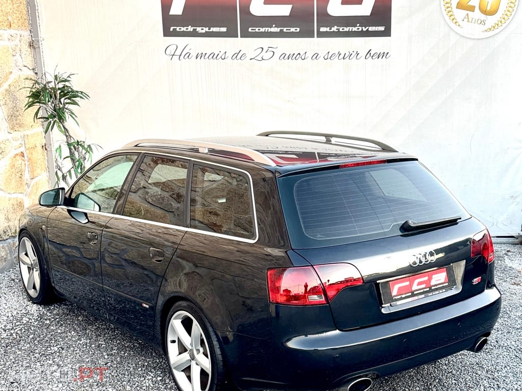 Audi A4 Avant 2.0 TDi S-line