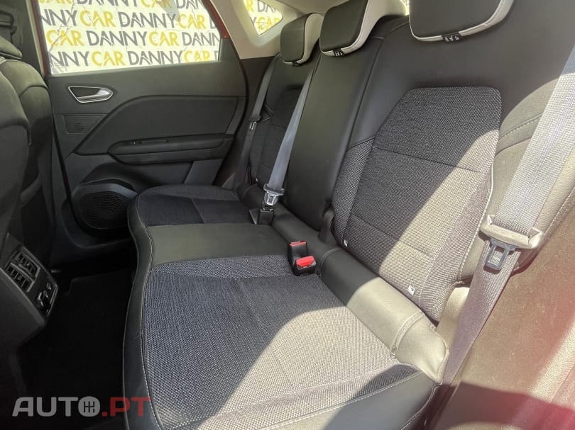 Renault Captur 1.0 TCe Techno Bi-Fuel