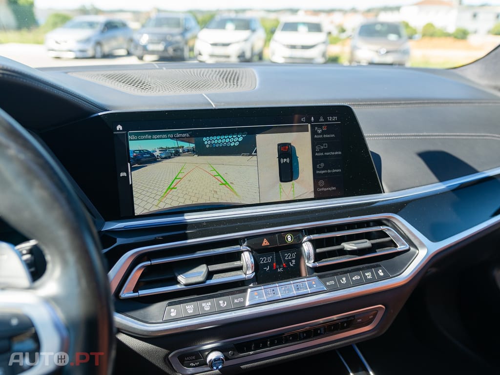 BMW X7 M50d