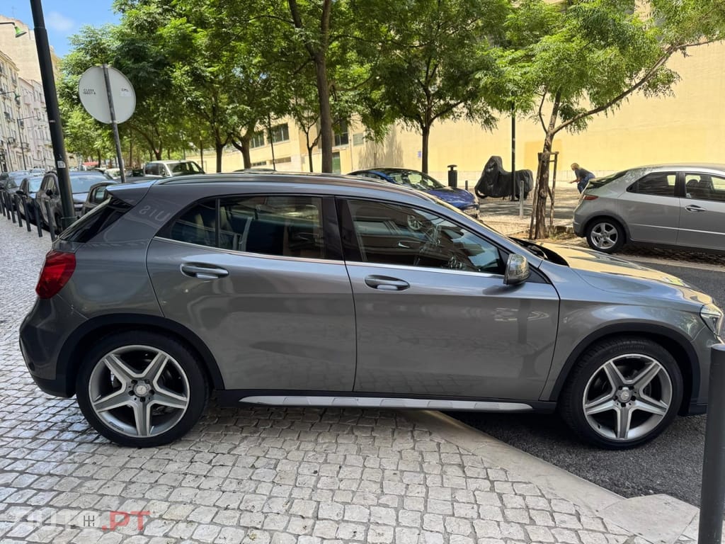 Mercedes-Benz GLA 220 CDi AMG Line 4-Matic