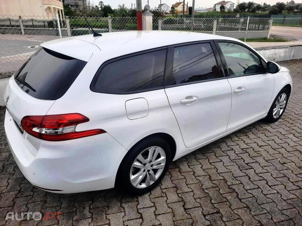 Peugeot 308 SW 1.5 HDI 130cv / 135€ mês