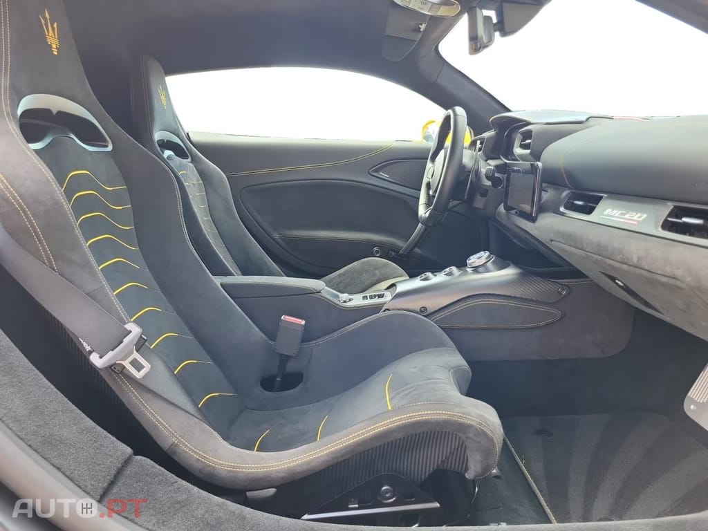 Maserati MC20 Standard