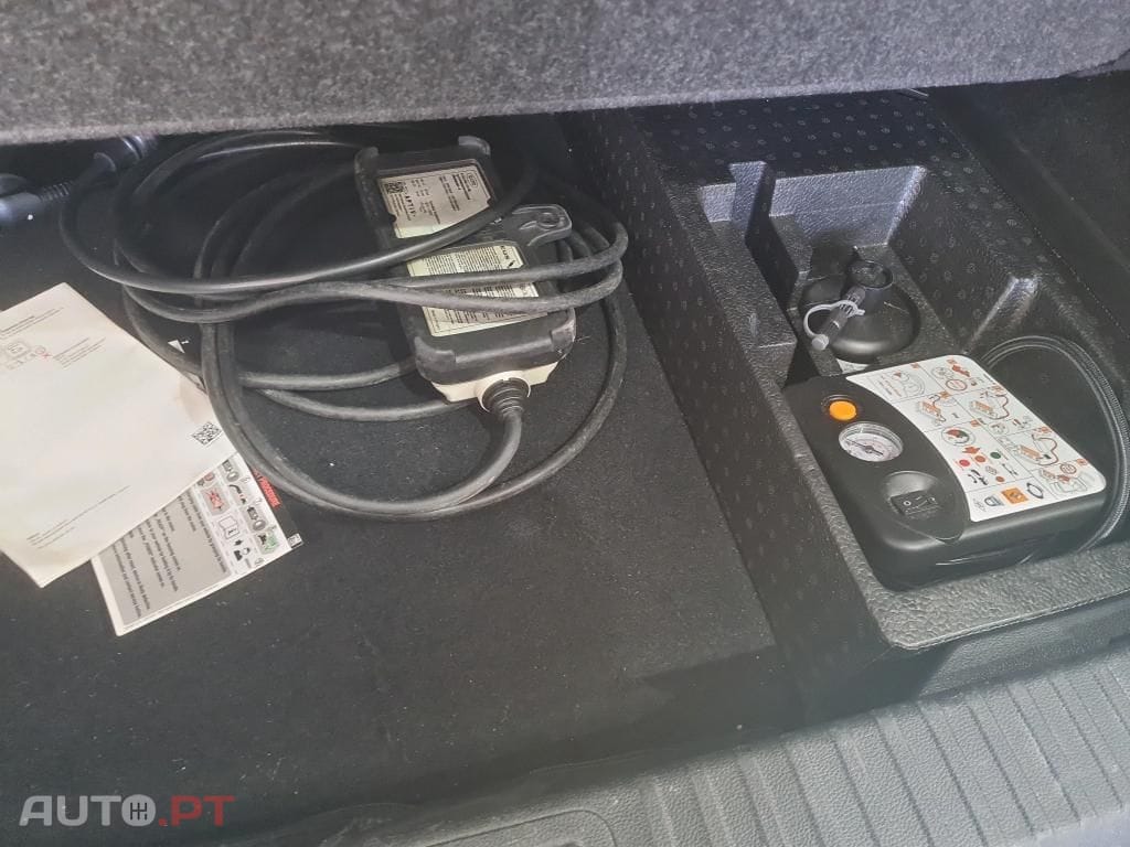 Renault Captur 1.6 E-Tech Plug-In Intens
