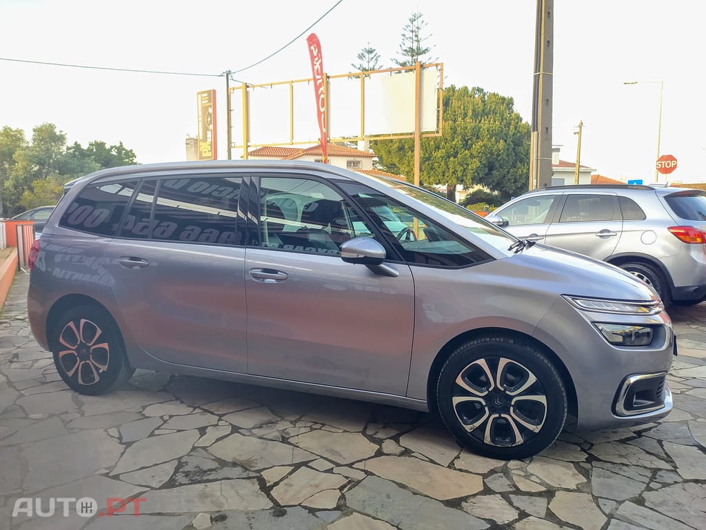 Citroen C4 SpaceTourer 1.5 BlueHDI Shine( 7 Lug)