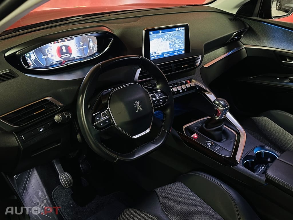 Peugeot 3008 1.2 PureTech Allure