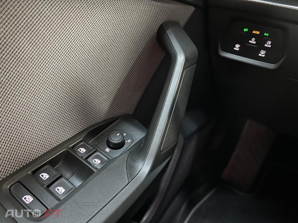 Seat Leon 2.0 TDI STYLE DSG 7v S&S