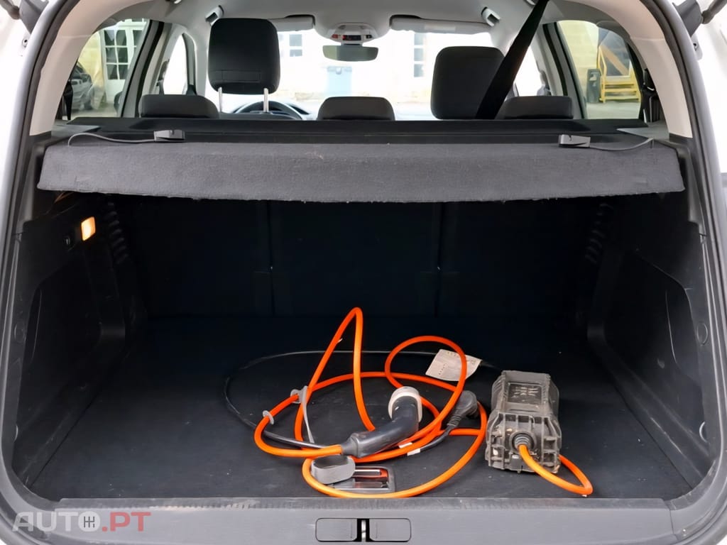 Citroen C5 Aircross 1.6 Hybrid C-Series e-EAT8