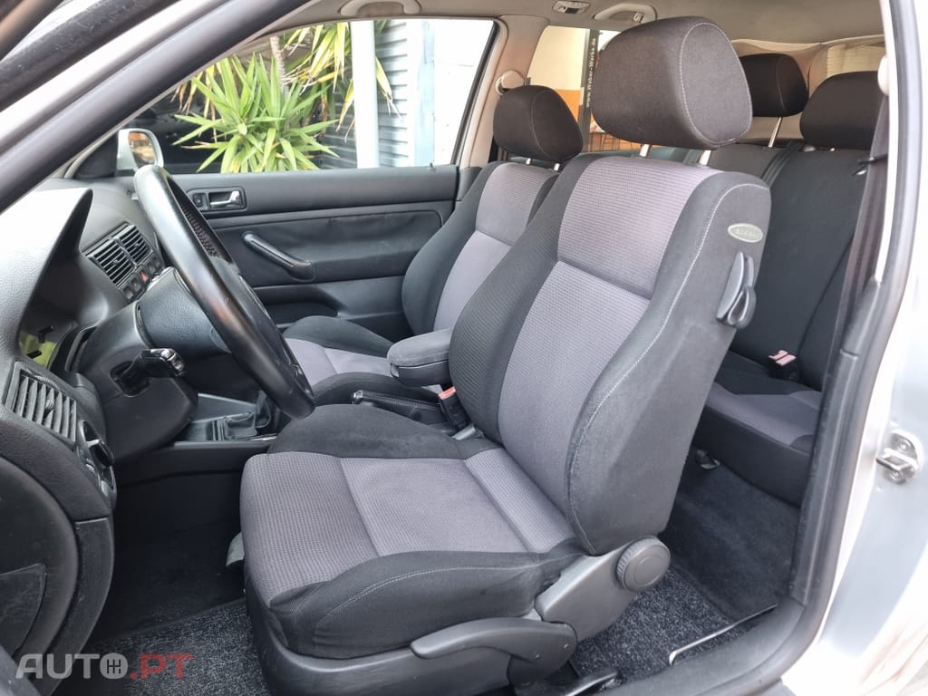 Volkswagen Golf 1.9 TDi Highline