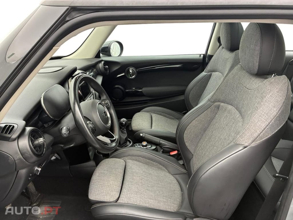 MINI Cooper Greenwich Edition