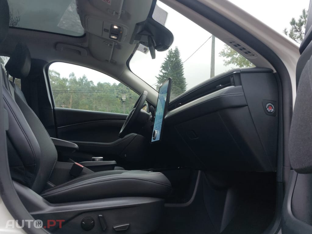 Ford Mustang Mach-E Standard