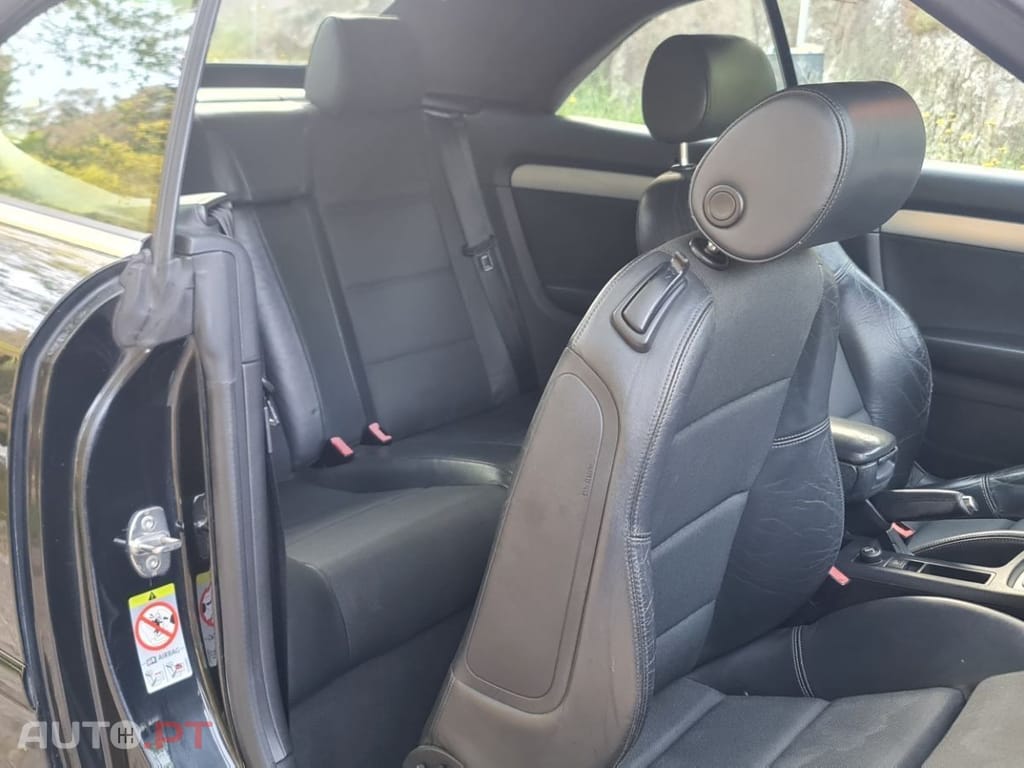Audi A4 Cabrio 2.0 TDi S-line