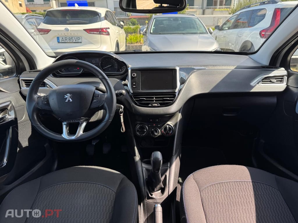 Peugeot 208 1.2 PureTech Style