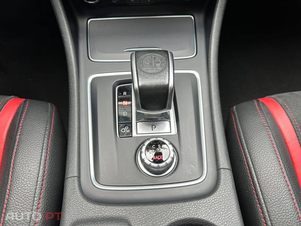 Mercedes-Benz A 45 AMG 4-Matic