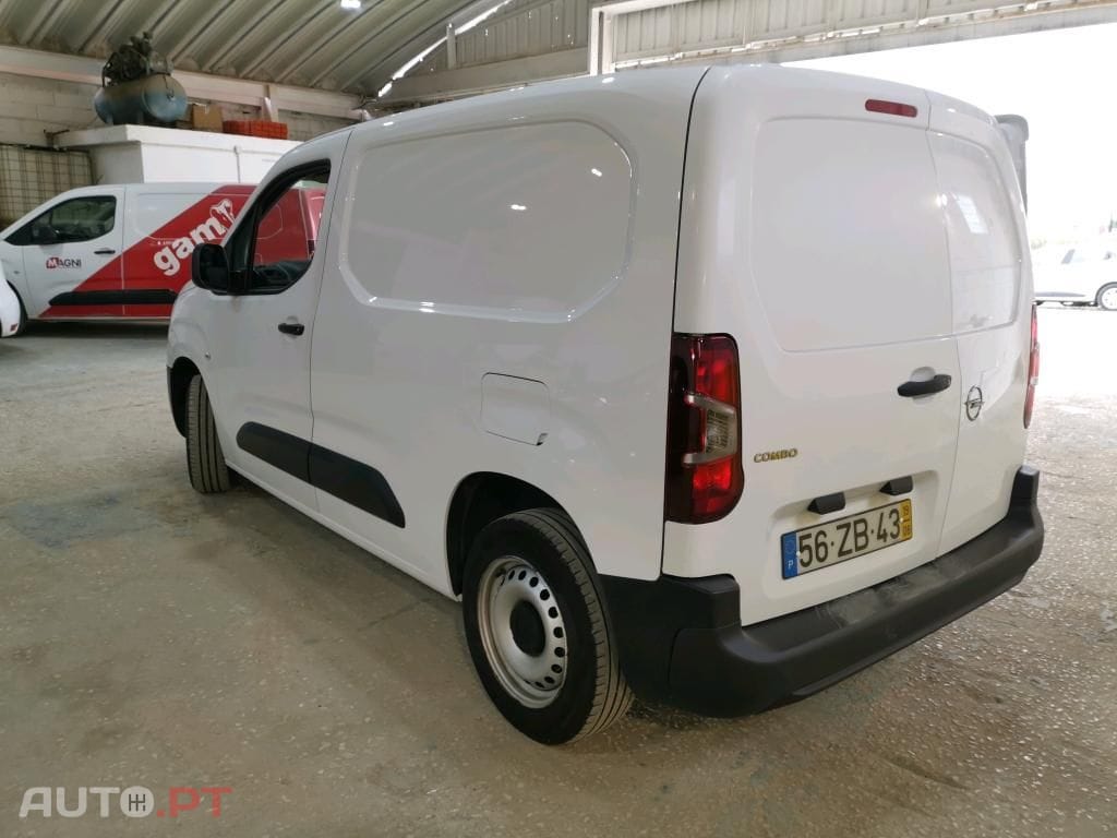 Opel Combo 1.6 CDTi L1H1 Essentia