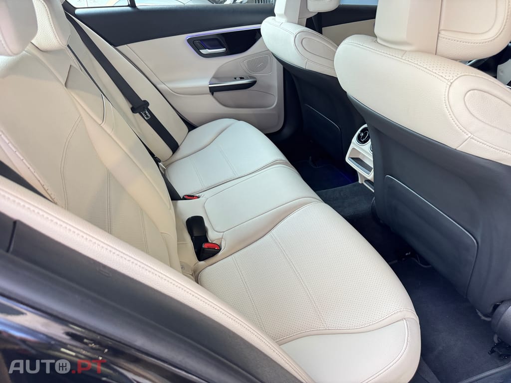 Mercedes-Benz C 220 d Avantgarde EQ Boost