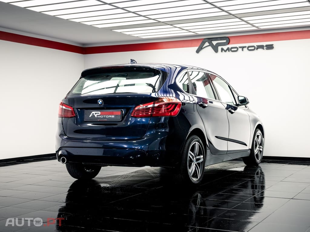 BMW 218 i Advantage Auto