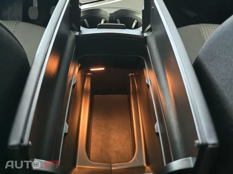 Peugeot 3008 1.5 BlueHDi Active