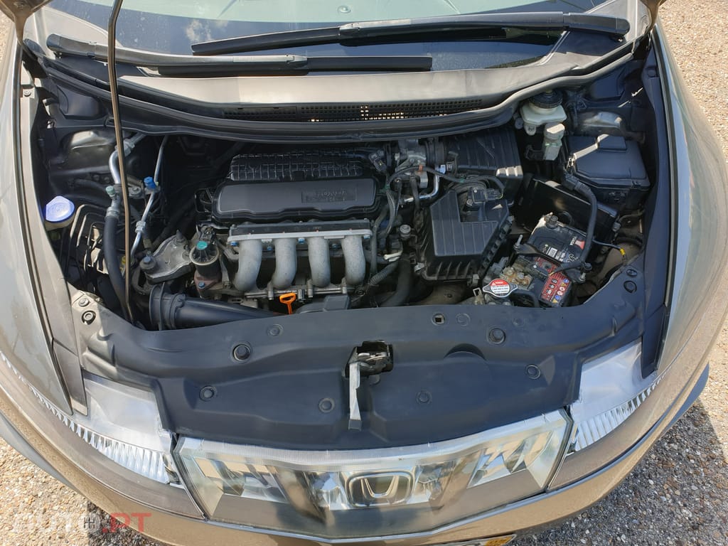 Honda Civic 1.4 i-VTEC Elegance