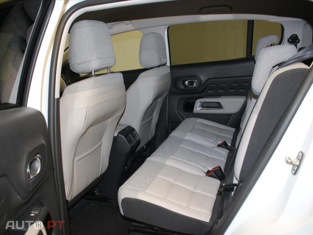 Citroen C5 Aircross 1.6 Hybrid Shine e-EAT8