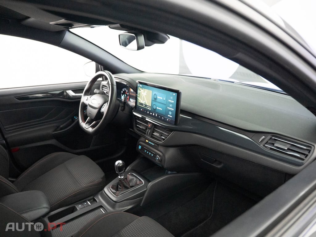 Ford Focus SW 1.0 EcoBoost MHEV ST-Line