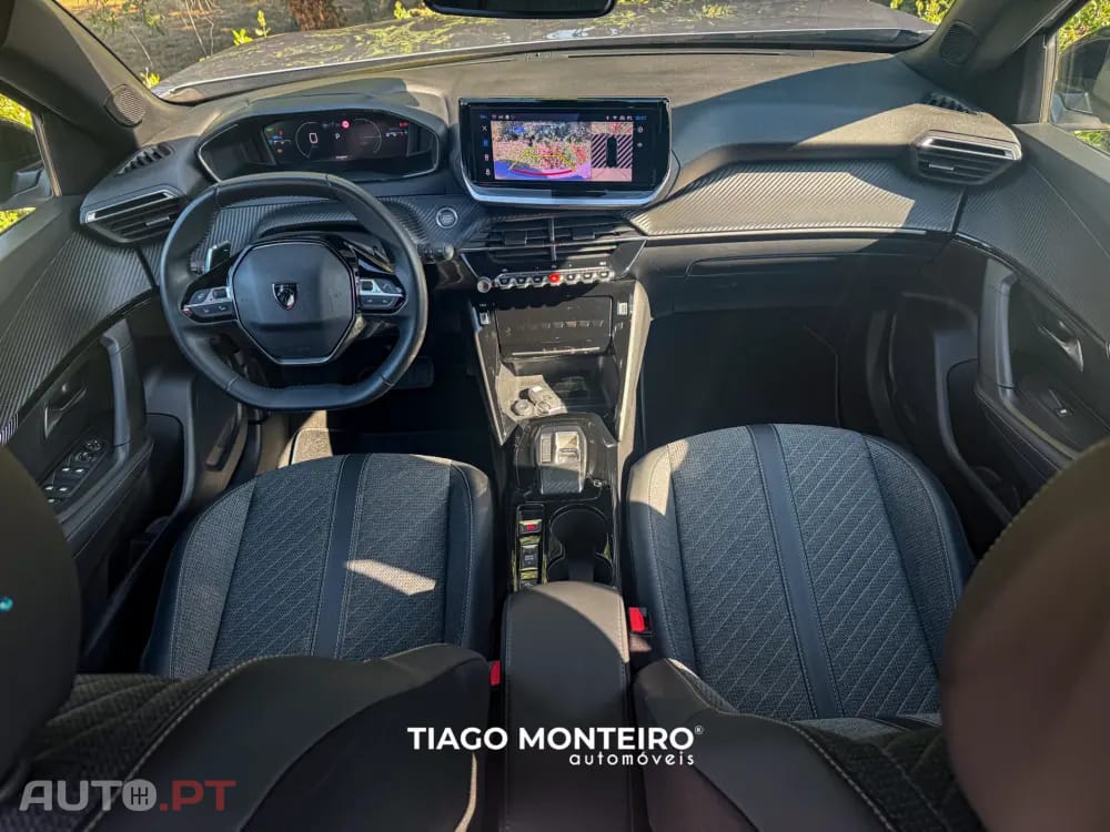 Peugeot 2008 1.2 Hybrid Allure e-DCS6