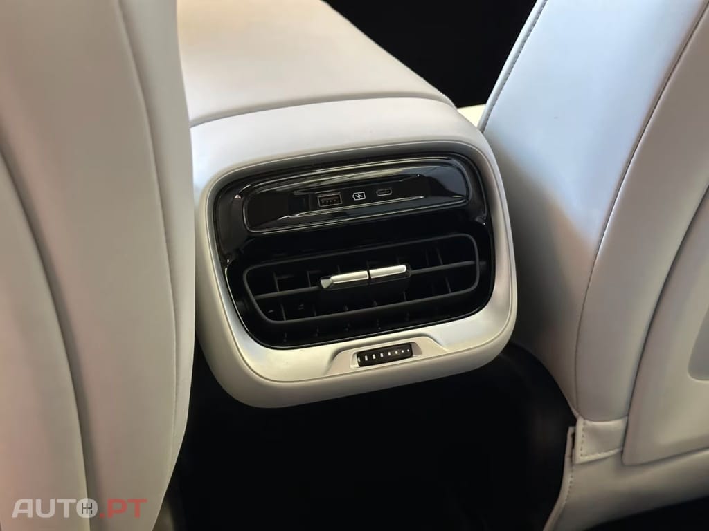 XPeng P7 86kWh AWD Performance 