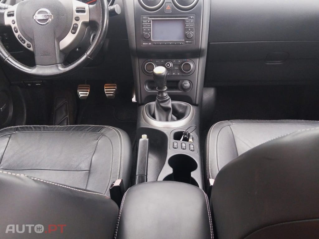 Nissan Qashqai +2 1.6 dCi Tekna Premium 18