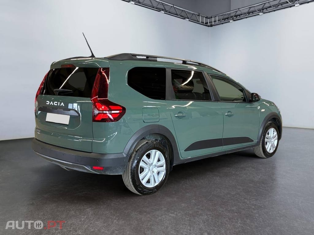 Dacia Jogger 1.6 Hybrid Expression