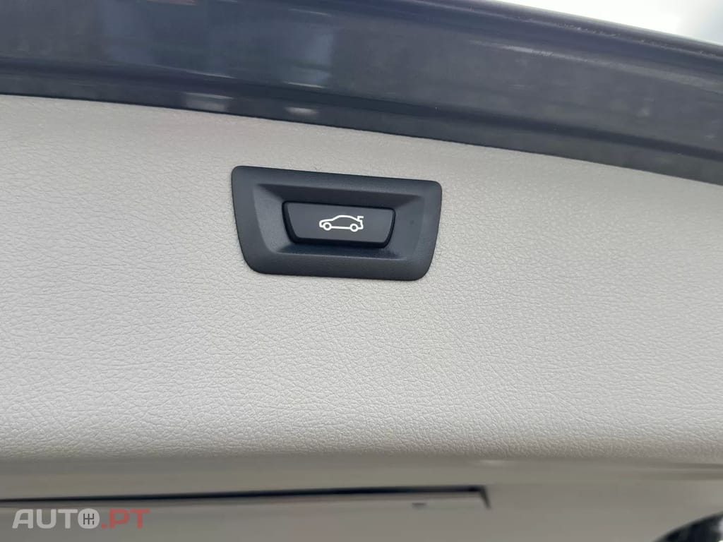 BMW 320 d Touring Advantage Auto