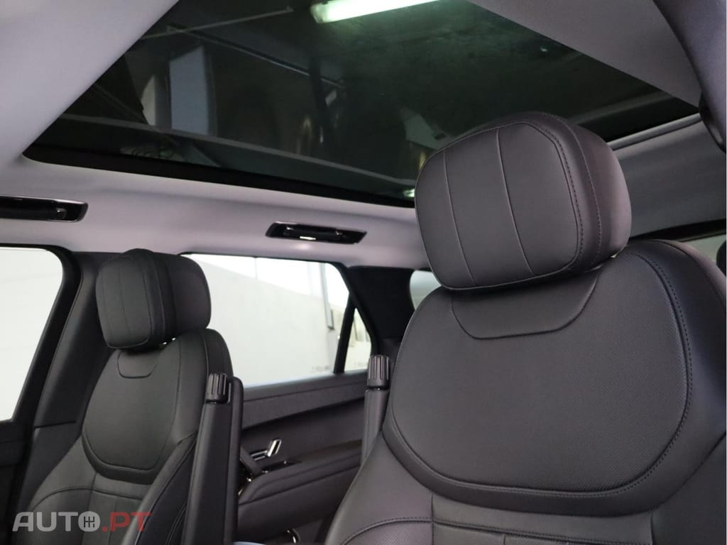 Land Rover Range Rover Sport 3.0 P440e Dynamic SE