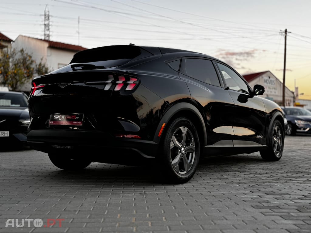 Ford Mustang Mach-E Premium