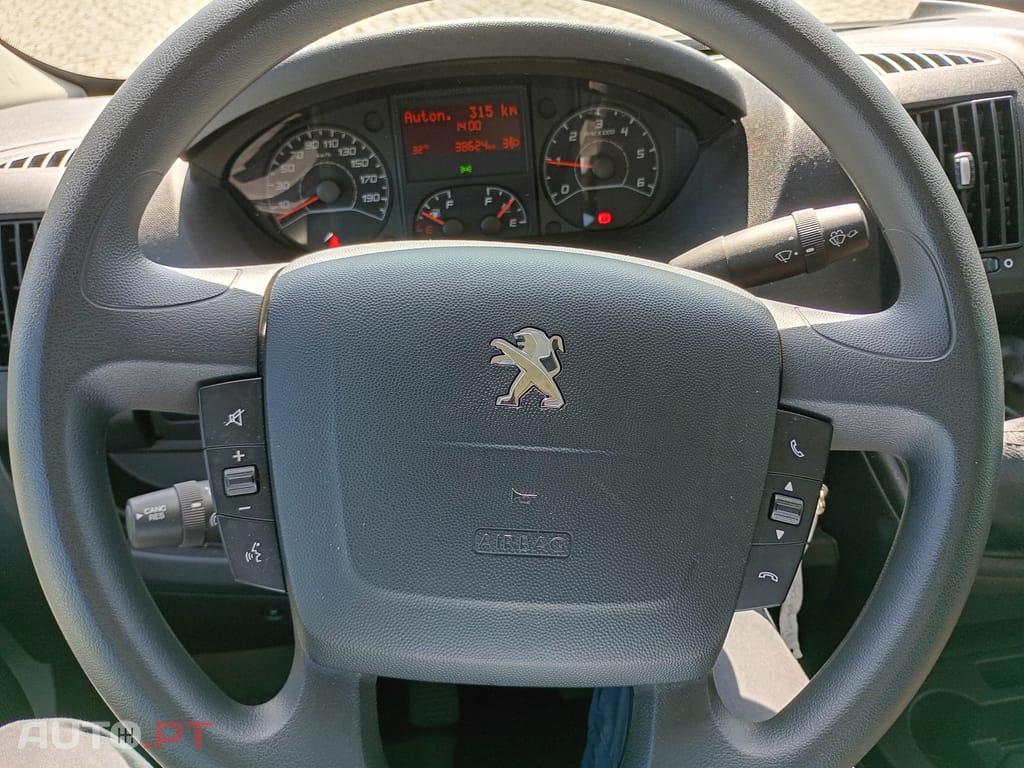 Peugeot Boxer 333 L2H2 2.2 BlueHDi