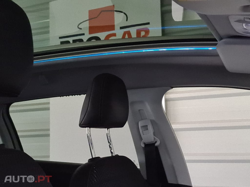 Peugeot 2008 1.6 BlueHDi Allure