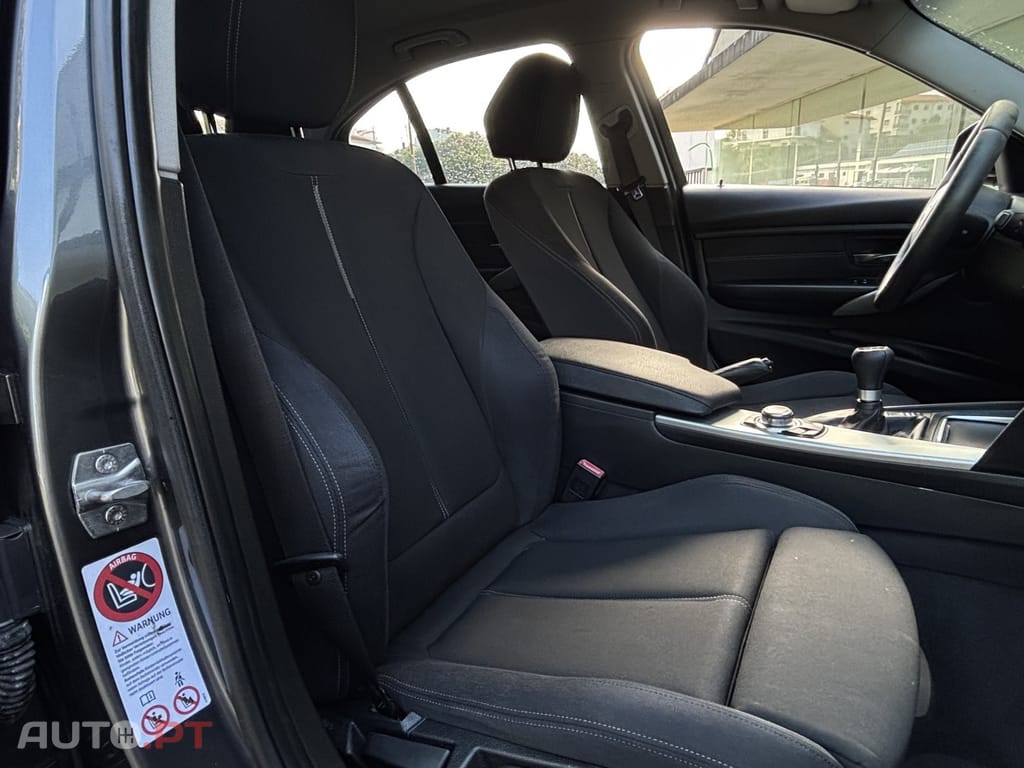 BMW 318 d Pack M
