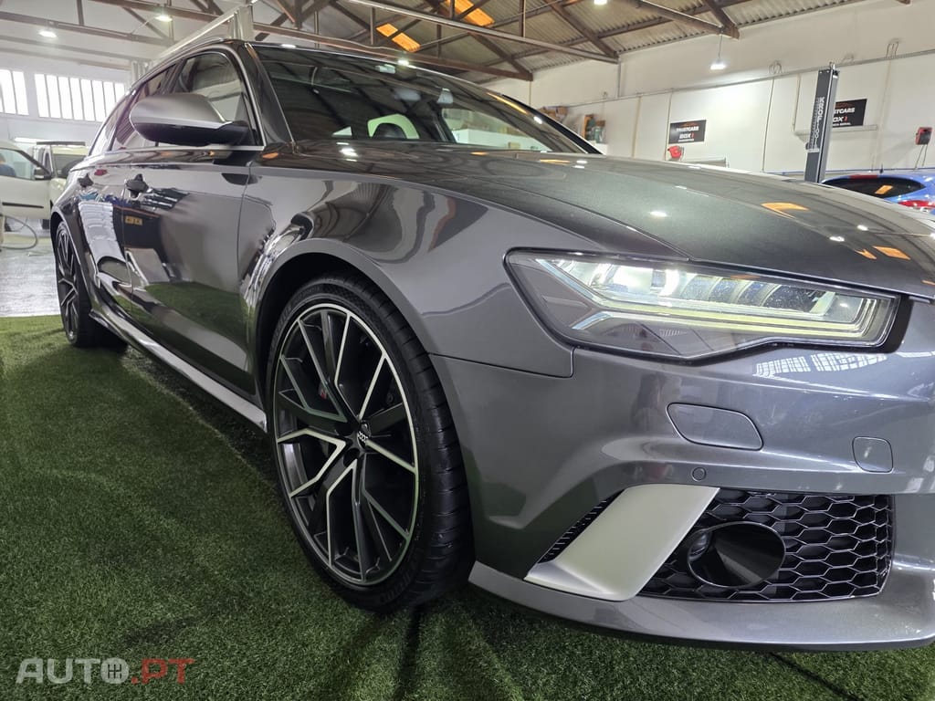Audi RS6 AVANT PERFORMANCE