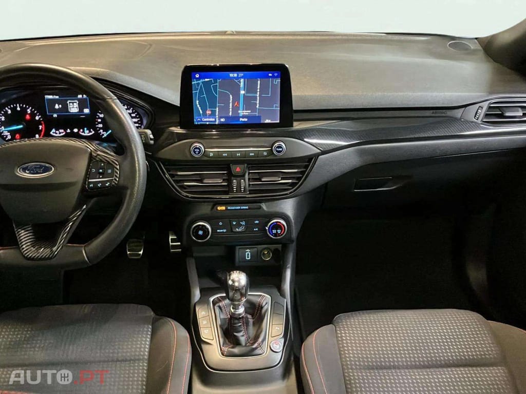 Ford Focus SW 1.0 EcoBoost ST-Line