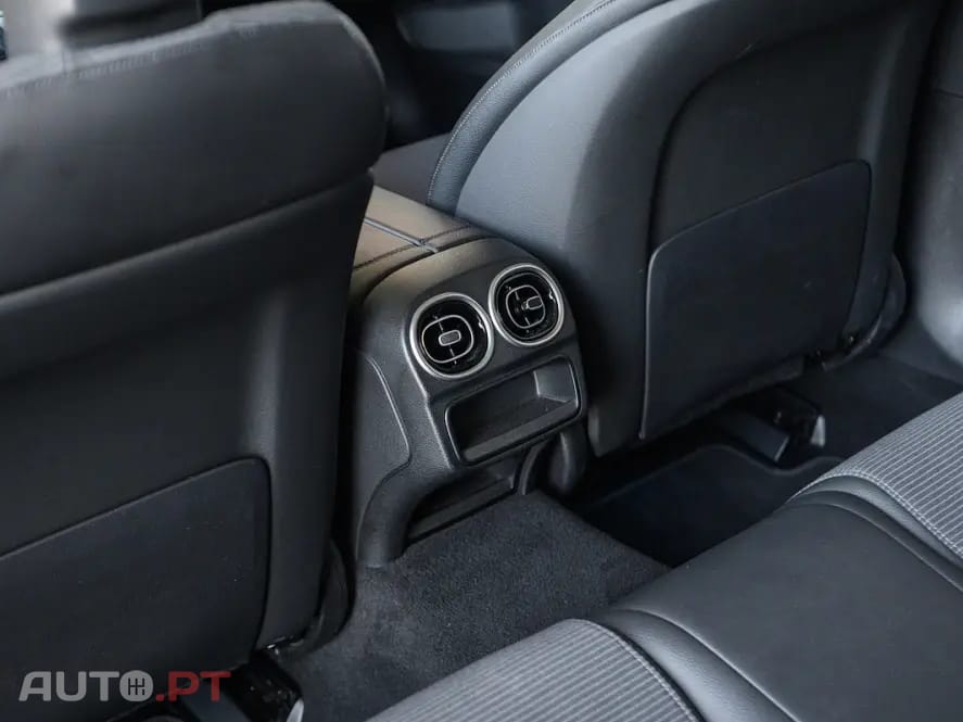 Mercedes-Benz C 300 e AMG Line