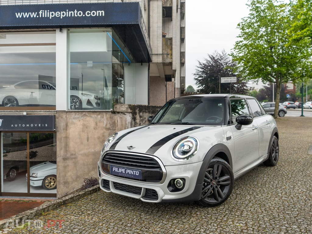 MINI Cooper Cooper Premium JCW Auto