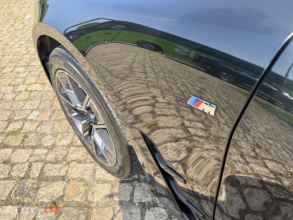 BMW i4 eDrive35 Pack Desportivo M