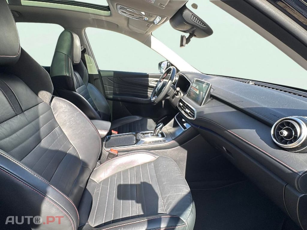 MG EHS 1.5 T-GDI Plug-in Hybrid Luxury