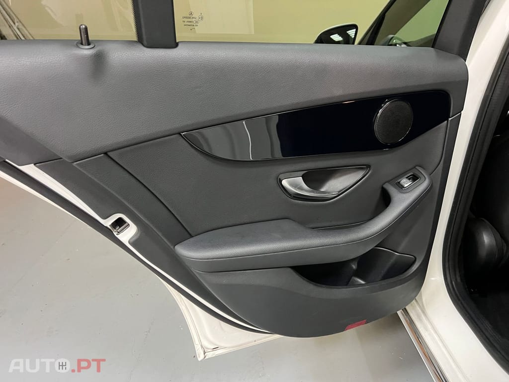 Mercedes-Benz C 180 d Station 9G-TRONIC