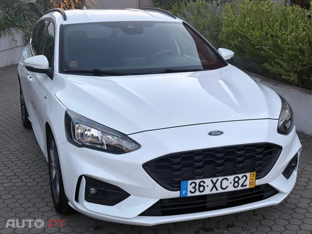 Ford Focus SW 1.0 EcoBoost ST-Line
