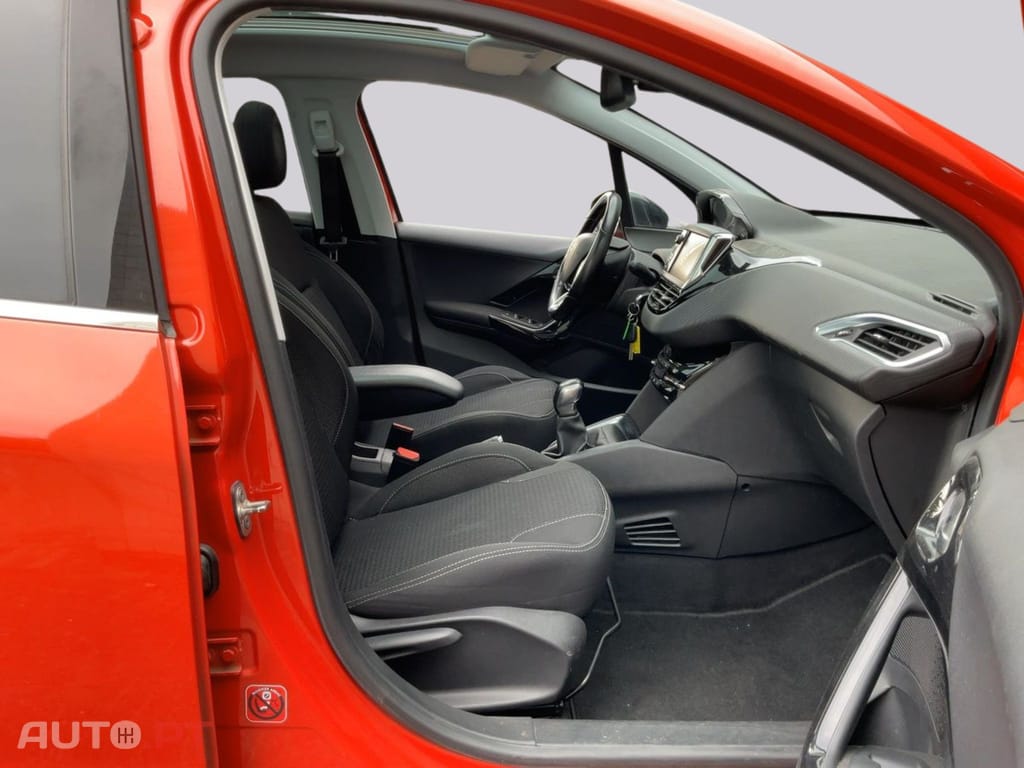 Peugeot 208 1.2 VTi Allure