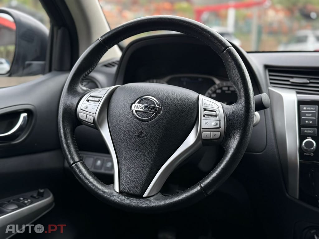 Nissan Navara 2.3 dCi CD 4WD N-Connecta Nav