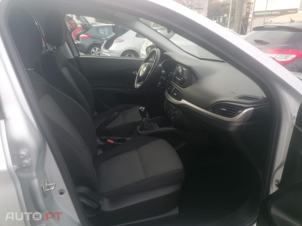Fiat Tipo 1.3 M-Jet Pop