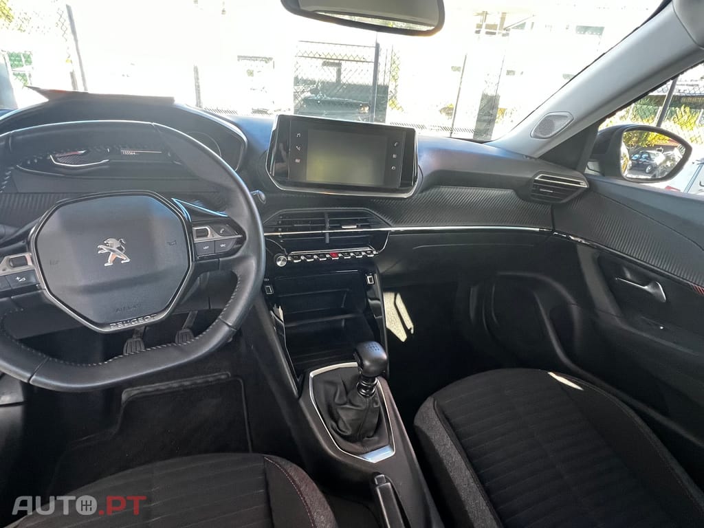 Peugeot 2008 1.2 Puretech