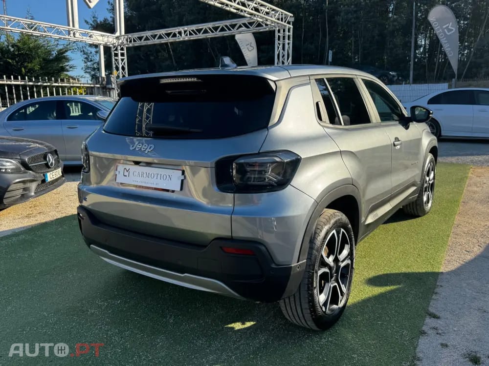 Jeep Avenger 54 kWh Summit