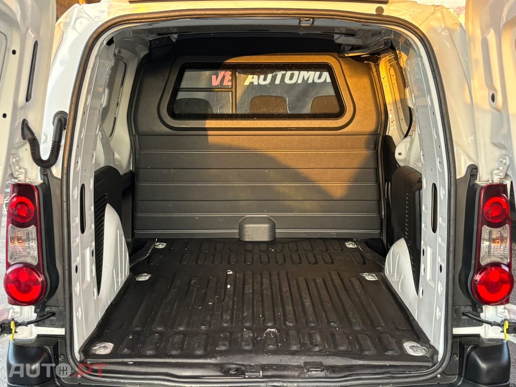 Peugeot Partner 1.6 BlueHDi L2 Premium 3L