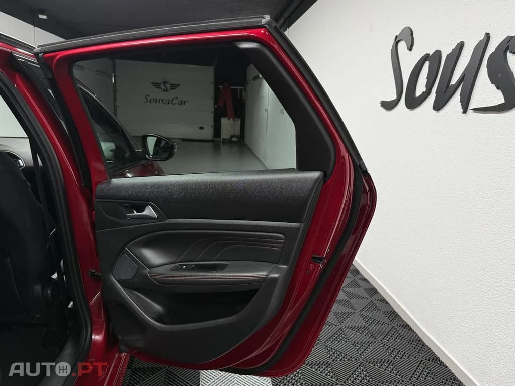 Peugeot 308 BlueHDi FAP 130 EAT8 Stop & Start GT